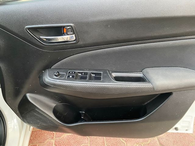 Used Maruti Suzuki Swift [2021-2024] VXi [2021-2023] in Lucknow