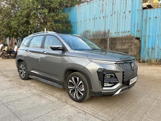 Used 2023 MG Hector Plus in Mumbai