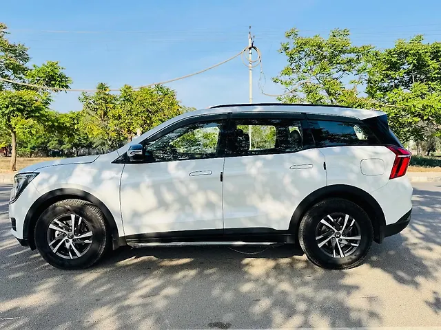 Used Mahindra XUV700 AX 5 Diesel MT 5 STR [2021] in Chandigarh