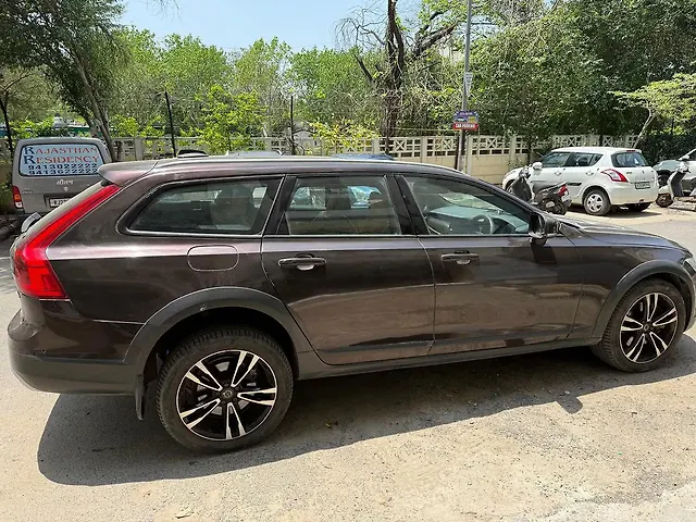 Used Volvo V90 Cross Country D5 Inscription [2017-2020] in Delhi