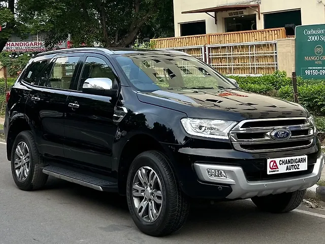 Used 2018 Ford Endeavour in Chandigarh