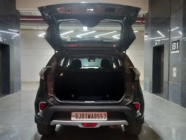 Used Tata Nexon [2020-2023] XZ Plus (S) [2022-2023] in Ahmedabad
