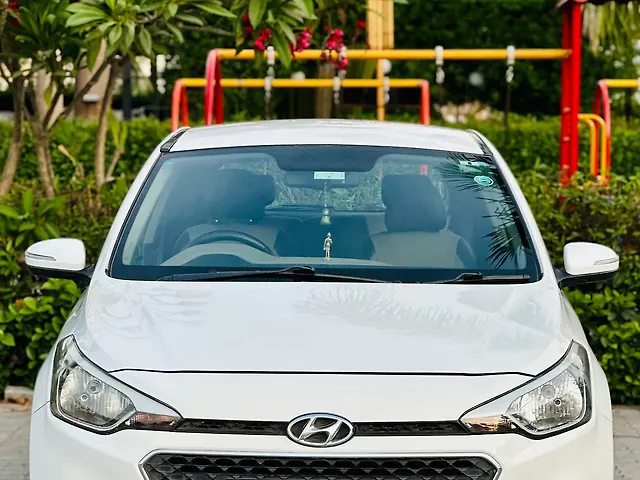Used 2015 Hyundai Elite i20 in Surat