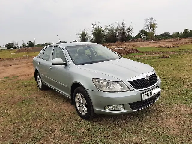 Used Skoda Laura Ambiente 1.9 TDI AT in Mohali