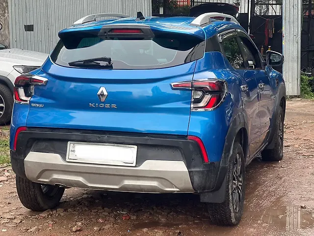 Used Renault Kiger [2022-2023] RXT (O) MT Dual Tone in Kolkata