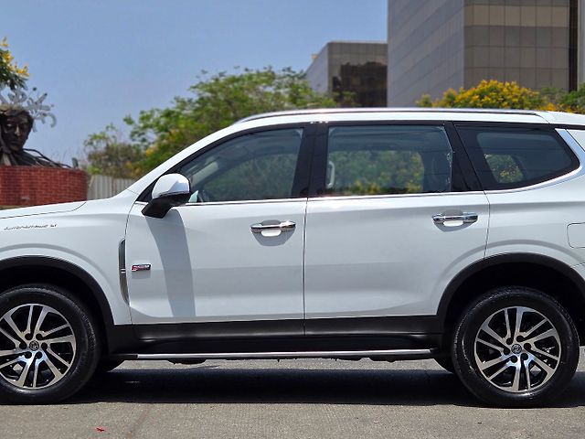 Used MG Gloster [2020-2022] Savvy 6 STR 2.0 Twin Turbo 4WD in Mumbai