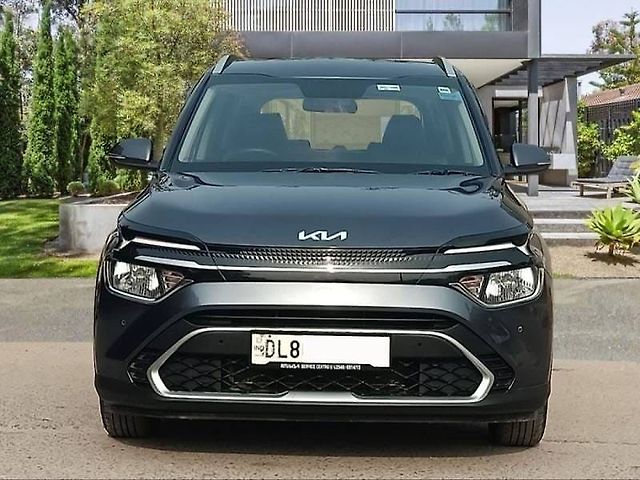 Used 2023 Kia Carens in Delhi