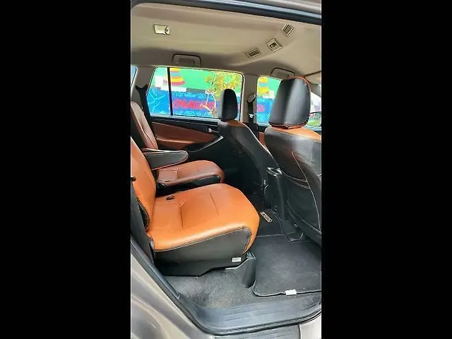 Used Toyota Innova Crysta [2016-2020] 2.4 G 7 STR [2016-2017] in Delhi