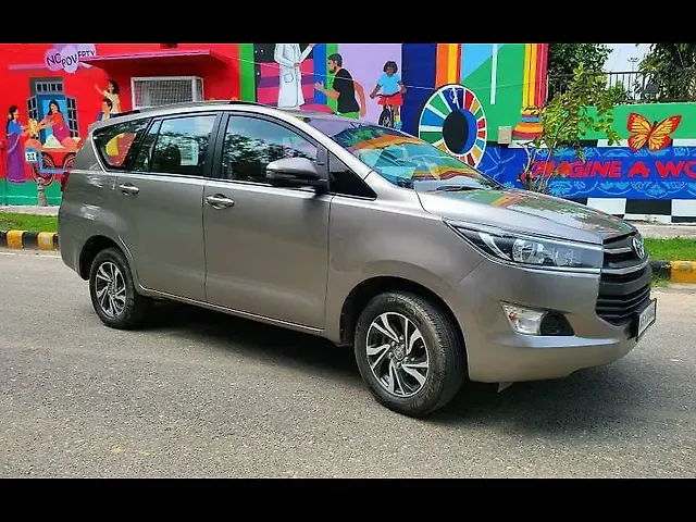 Used Toyota Innova Crysta [2016-2020] 2.4 G 7 STR [2016-2017] in Delhi