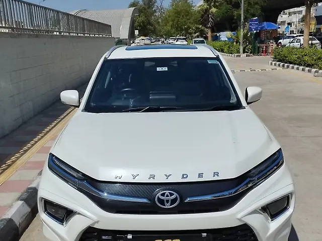 Used 2024 Toyota Urban Cruiser Hyryder in Delhi
