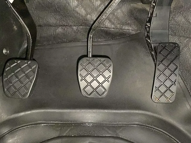 Used Skoda Kushaq [2021-2023] Ambition 1.0L TSI MT in Mumbai