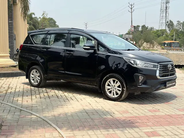 Used Toyota Innova Crysta [2016-2020] 2.8 GX AT 7 STR [2016-2020] in Lucknow