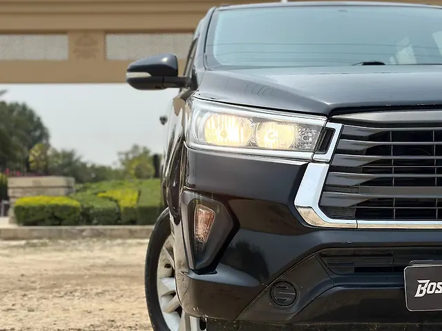 Used Toyota Innova Crysta [2016-2020] 2.8 GX AT 7 STR [2016-2020] in Lucknow