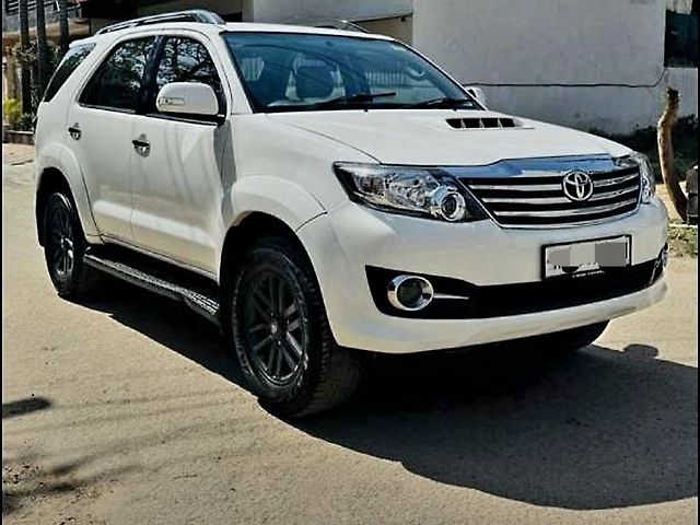 Used Toyota Fortuner [2012-2016] 3.0 4x4 MT in Agra