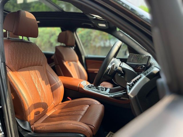 Used BMW X7 xDrive40i M Sport in Delhi