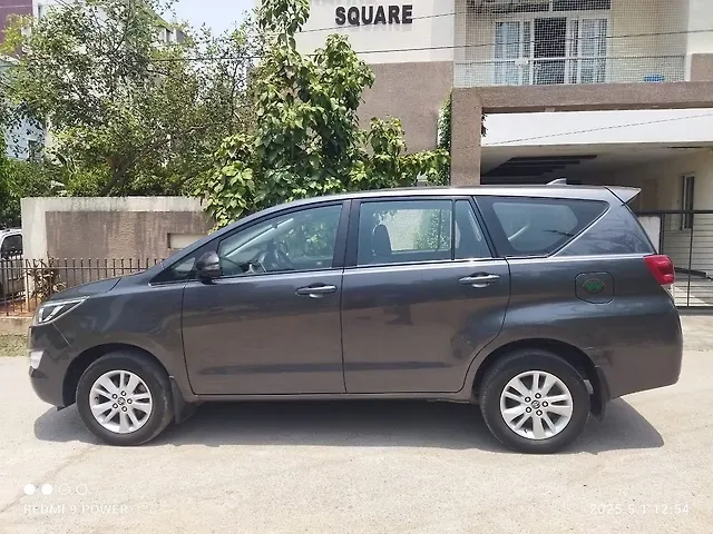 Used Toyota Innova Crysta [2016-2020] 2.4 G 7 STR [2016-2017] in Hyderabad