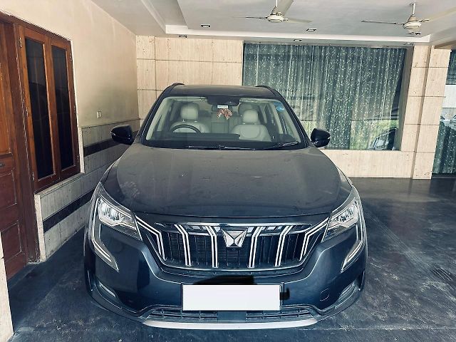 Used 2021 Mahindra XUV700 in Delhi