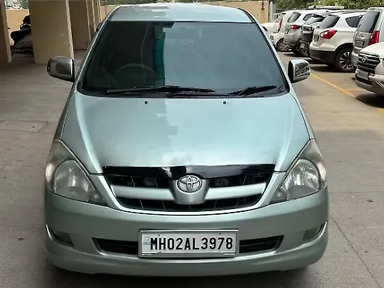 Used 2005 Toyota Innova in Nagpur