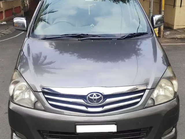 Used 2010 Toyota Innova in Bangalore