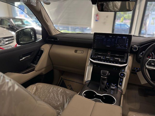 Used Toyota Land Cruiser [2015-2020] ZX Petrol in Delhi