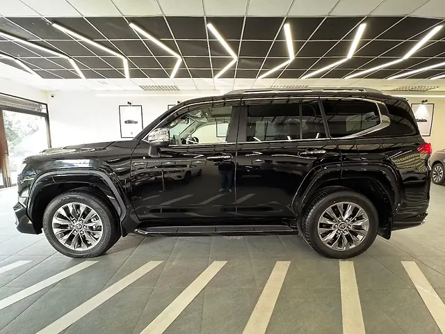 Used Toyota Land Cruiser [2015-2020] ZX Petrol in Delhi