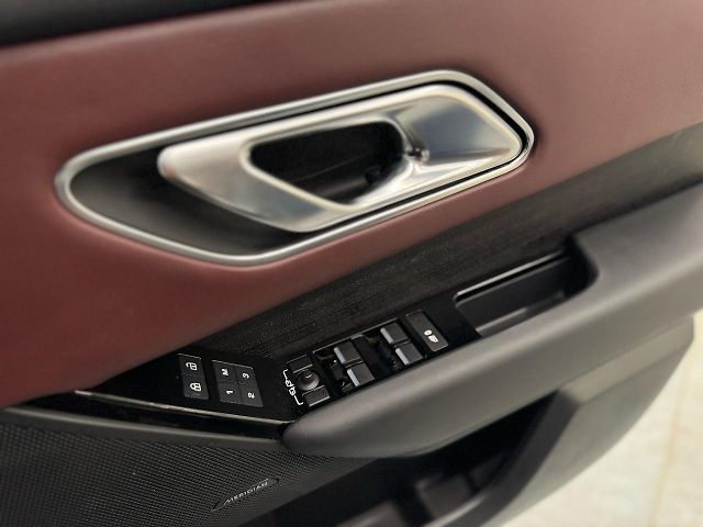 Used Land Rover Range Rover Velar HSE Dynamic 2.0 Diesel in Delhi