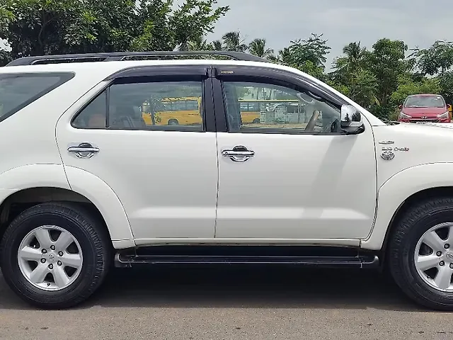 Used Toyota Fortuner [2009-2012] 3.0 MT in Bangalore