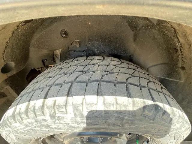 Used Mahindra XUV500 [2011-2015] W6 in Nashik