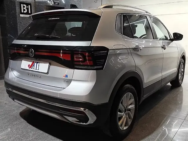 Used Volkswagen Taigun [2021-2023] Highline 1.0 TSI MT in Ahmedabad