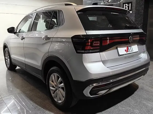 Used Volkswagen Taigun [2021-2023] Highline 1.0 TSI MT in Ahmedabad