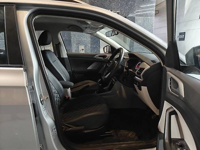 Used Volkswagen Taigun [2021-2023] Highline 1.0 TSI MT in Ahmedabad