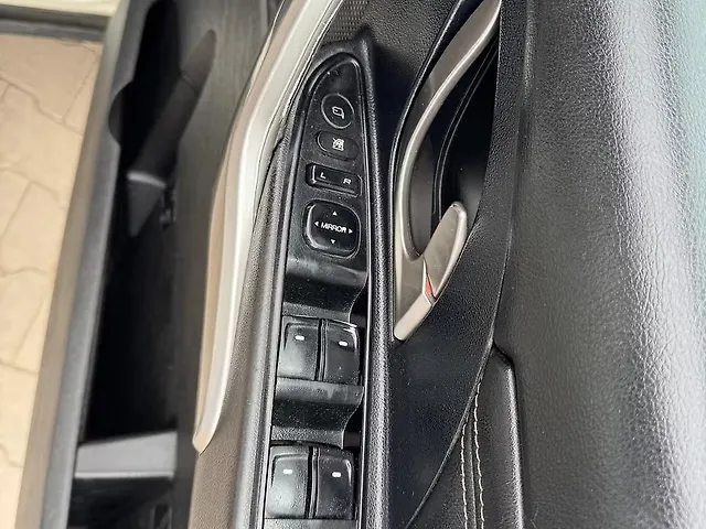 Used Mahindra XUV500 W11 in Kharar