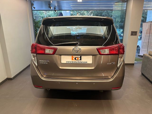 Used Toyota Innova Crysta [2016-2020] 2.8 GX AT 7 STR [2016-2020] in Mumbai