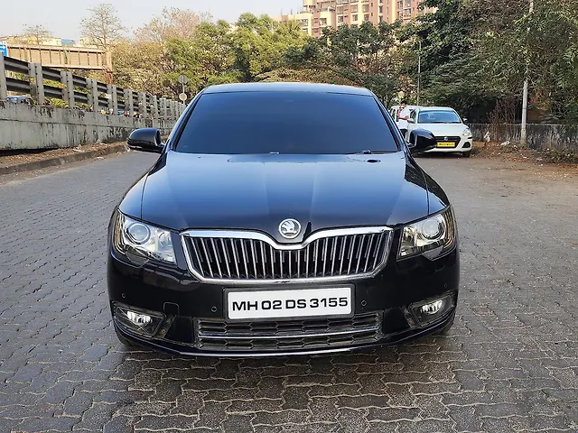 Used 2014 Skoda Superb in Mumbai