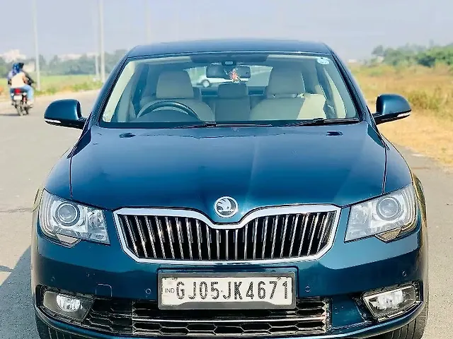 Used 2014 Skoda Superb in Surat