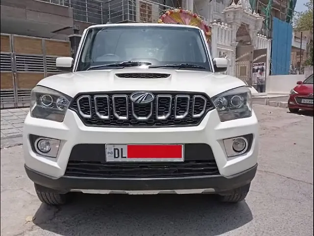 Used 2018 Mahindra Scorpio in Delhi
