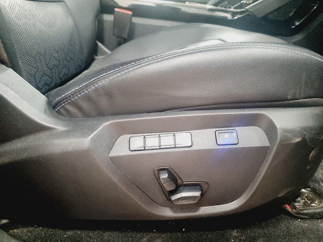 Used Tata Harrier Fearless Dark Edition AT in Pune