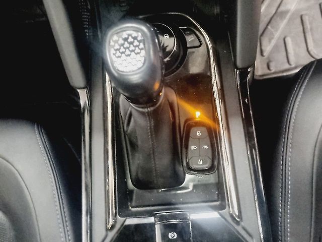 Used Tata Harrier Fearless Dark Edition AT in Pune