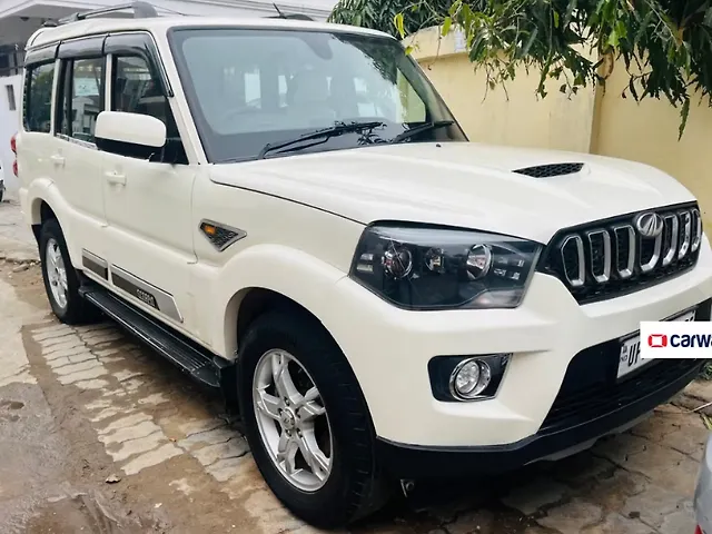 Used 2017 Mahindra Scorpio in Kanpur