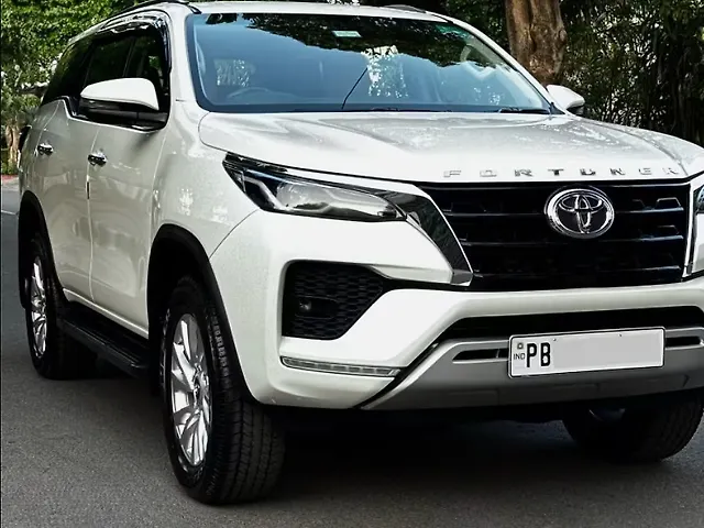 Used Toyota Fortuner 4X4 AT 2.8 Diesel in Chandigarh