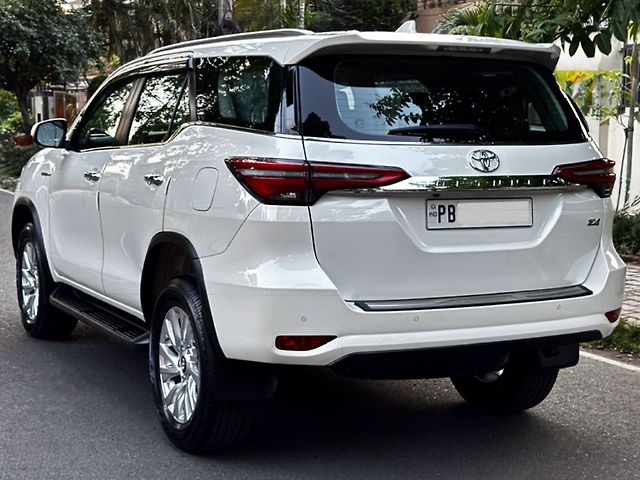 Used Toyota Fortuner 4X4 AT 2.8 Diesel in Chandigarh