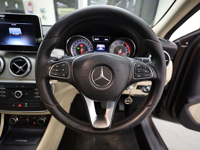 Used Mercedes-Benz GLA [2014-2017] 200 Sport in Delhi
