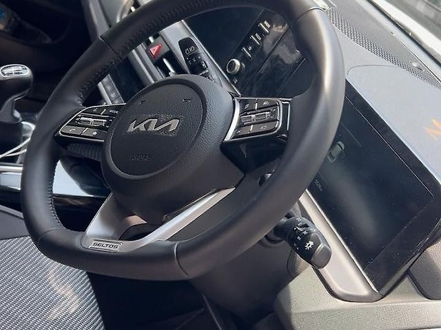 Used Kia Seltos HTK Plus 1.5 Petrol MT in Delhi