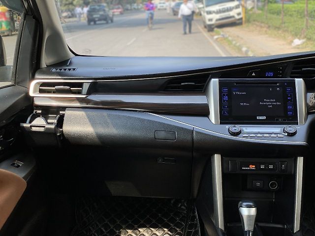 Used Toyota Innova Crysta [2016-2020] 2.8 ZX AT 7 STR [2016-2020] in Chandigarh