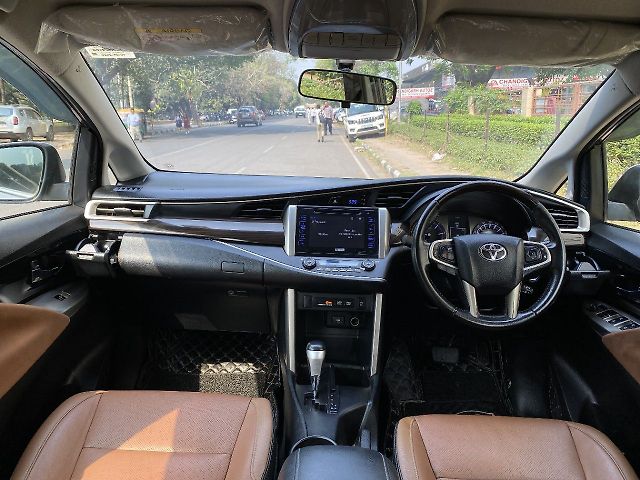 Used Toyota Innova Crysta [2016-2020] 2.8 ZX AT 7 STR [2016-2020] in Chandigarh