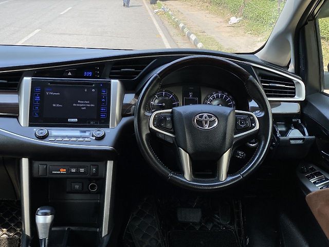 Used Toyota Innova Crysta [2016-2020] 2.8 ZX AT 7 STR [2016-2020] in Chandigarh