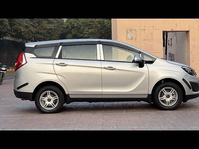Used Mahindra Marazzo M6 Plus 7 STR [2020] in Lucknow