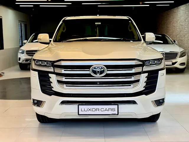 Used 2012 Toyota Land Cruiser in Pune