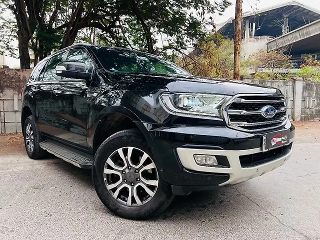 Used 2020 Ford Endeavour in Mumbai