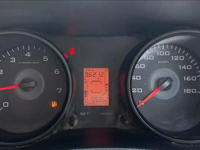 Used Mahindra TUV300 [2015-2019] T6 Plus in Nashik